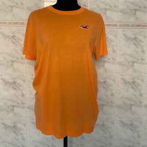 Men’s Orange Hollister t-shirt